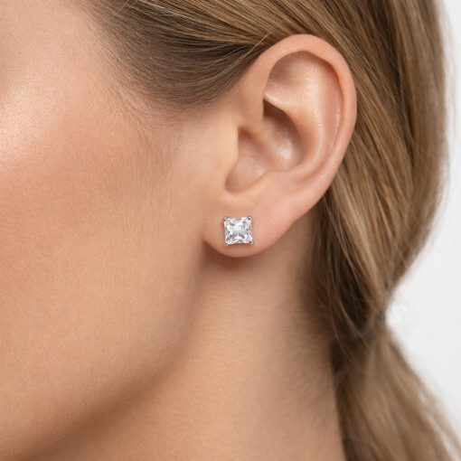 Köves ezüst beszúrós fülbevaló